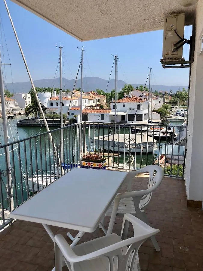 Appartement 80 m2,Port Rhodes D-2 chambres, terrasse panoramique, vue sur le canal principal d’Empuriabrava Empuriabrava